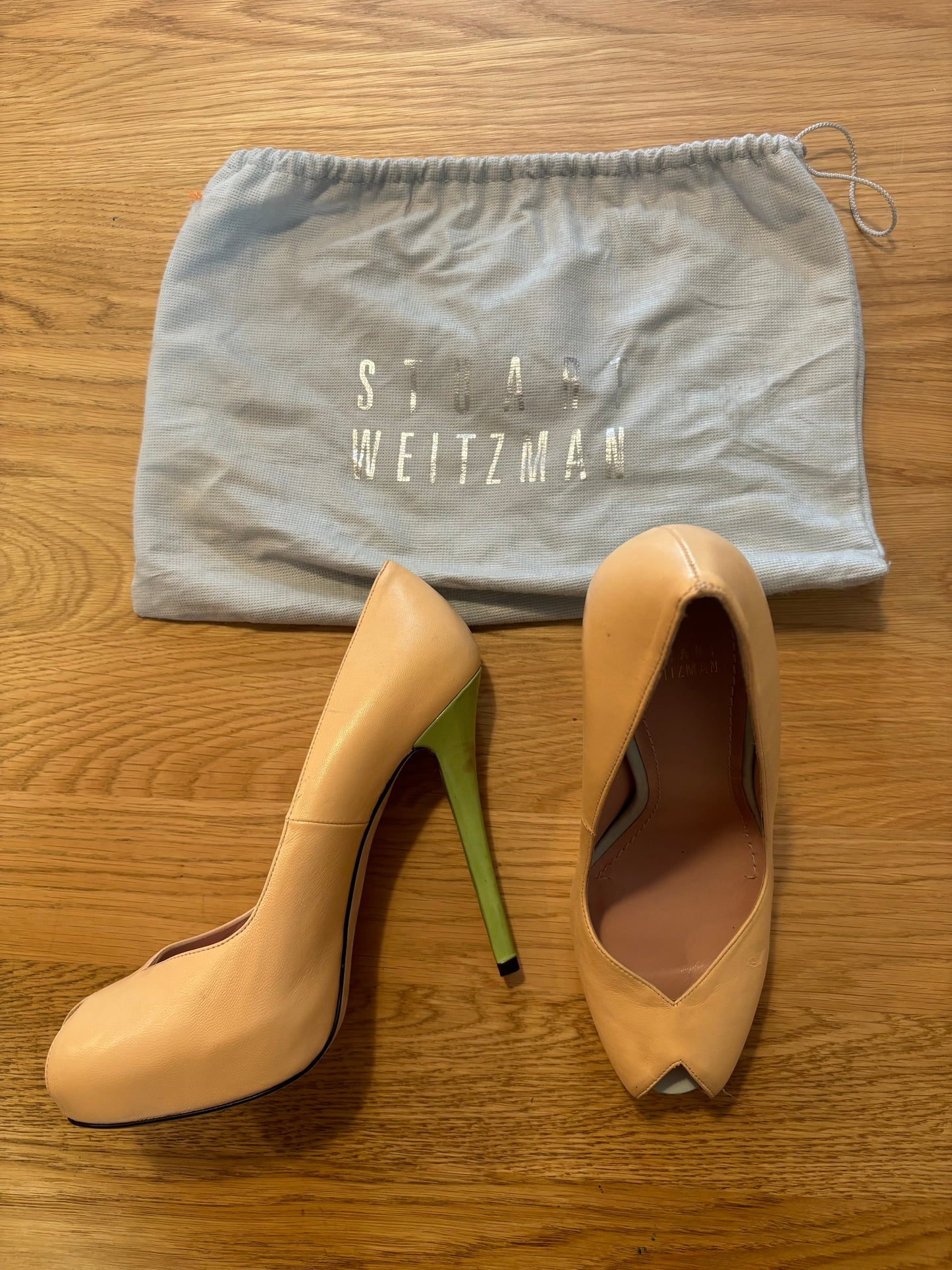 Stuart Weitzman Nude Leather Peep Toe Pumps 5” Heel Size 8.5