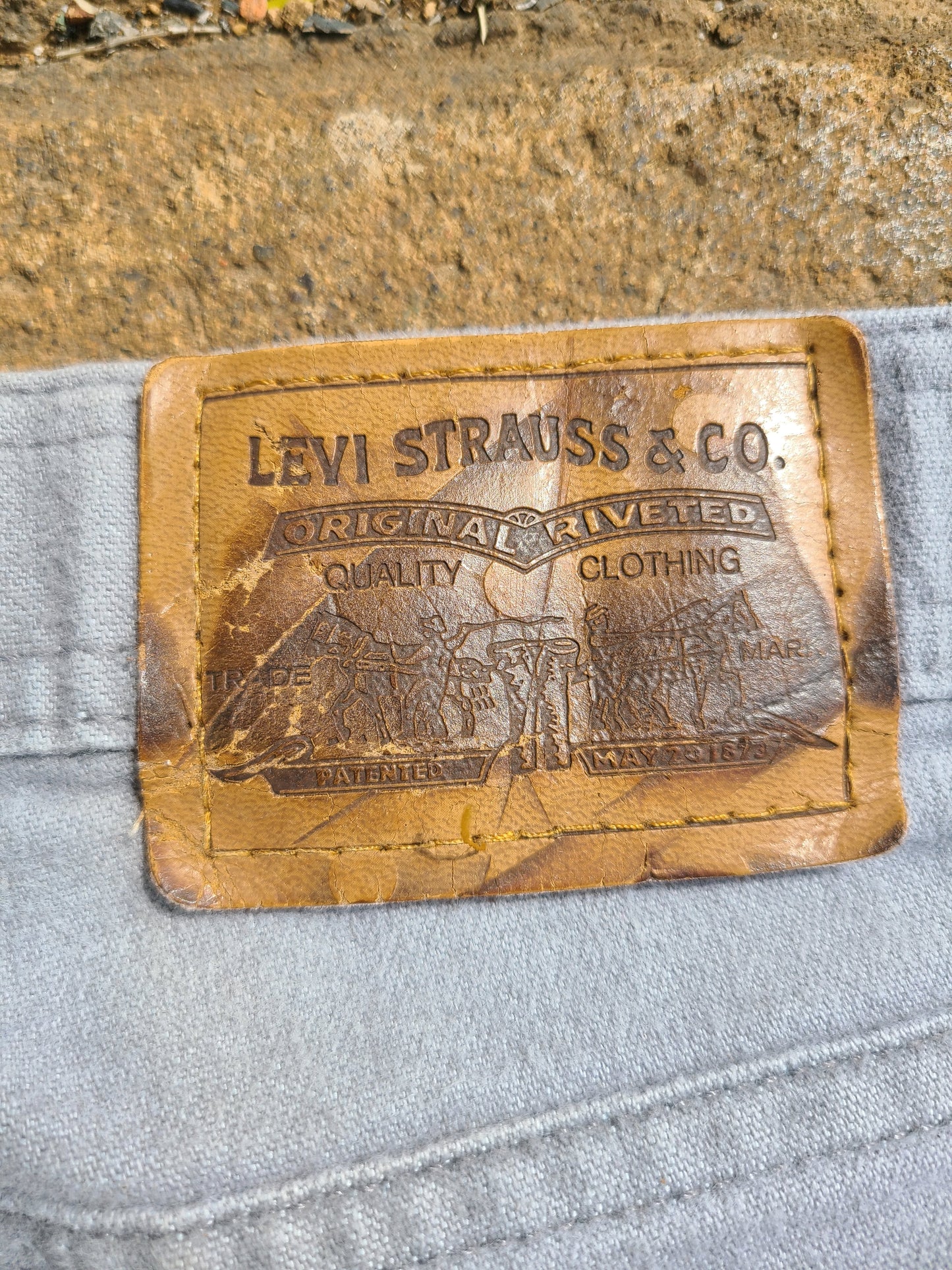 Late 90s Bronze Tab Levi's action jeans Size 40×30