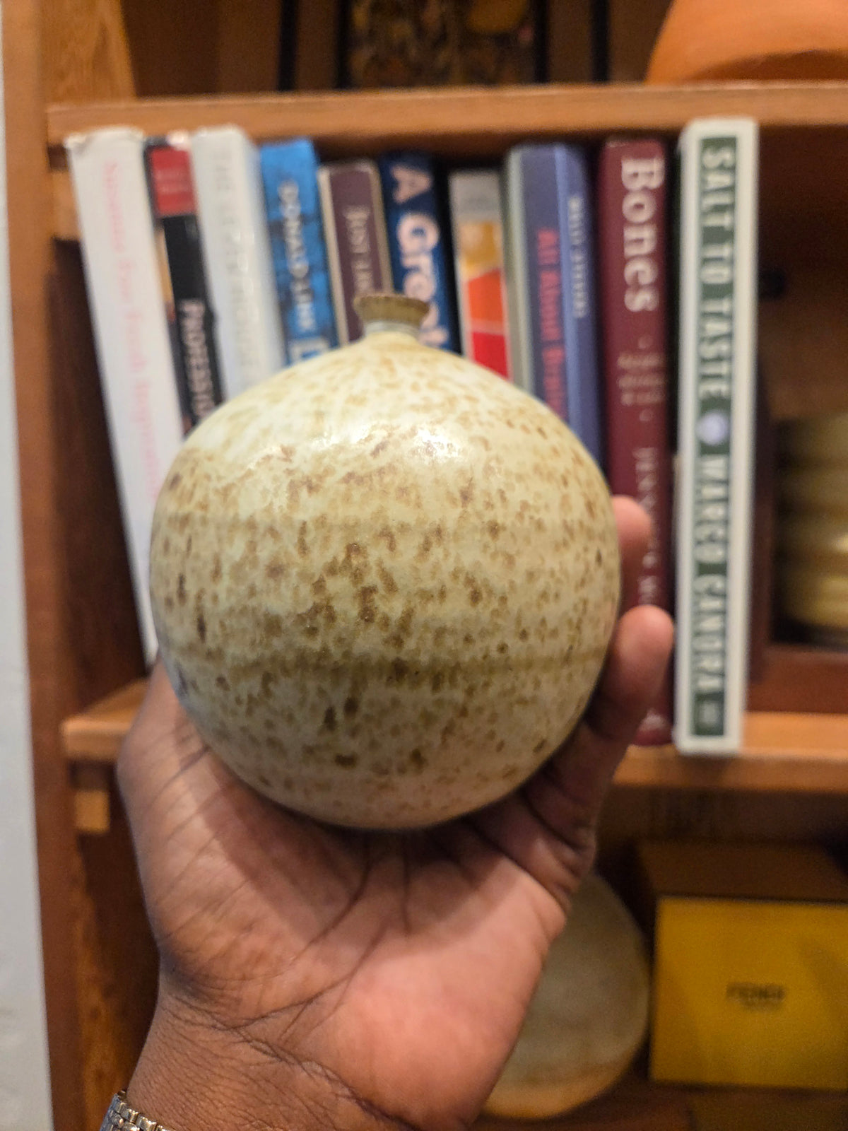 Round speckled vase
